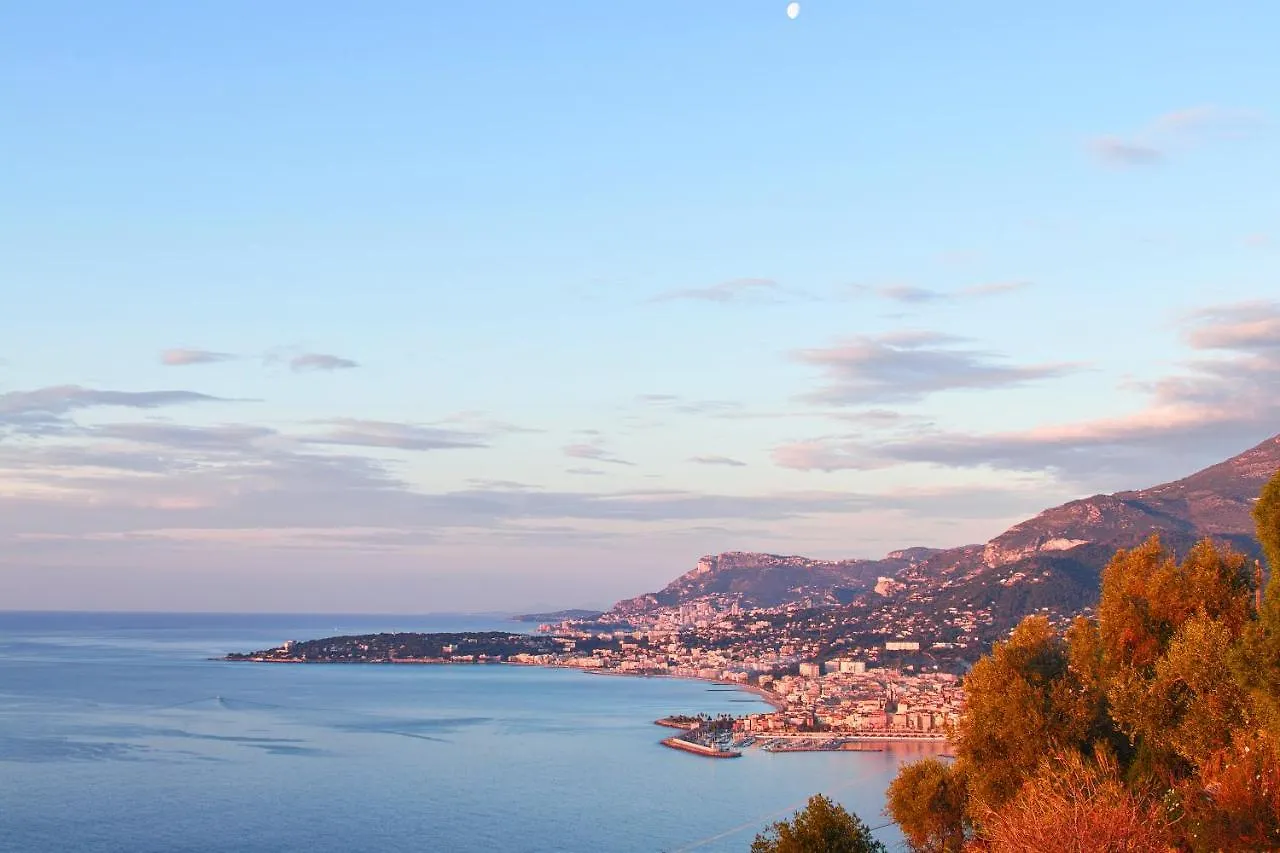 Amazing Sea Views Over The Riviera Grimaldi