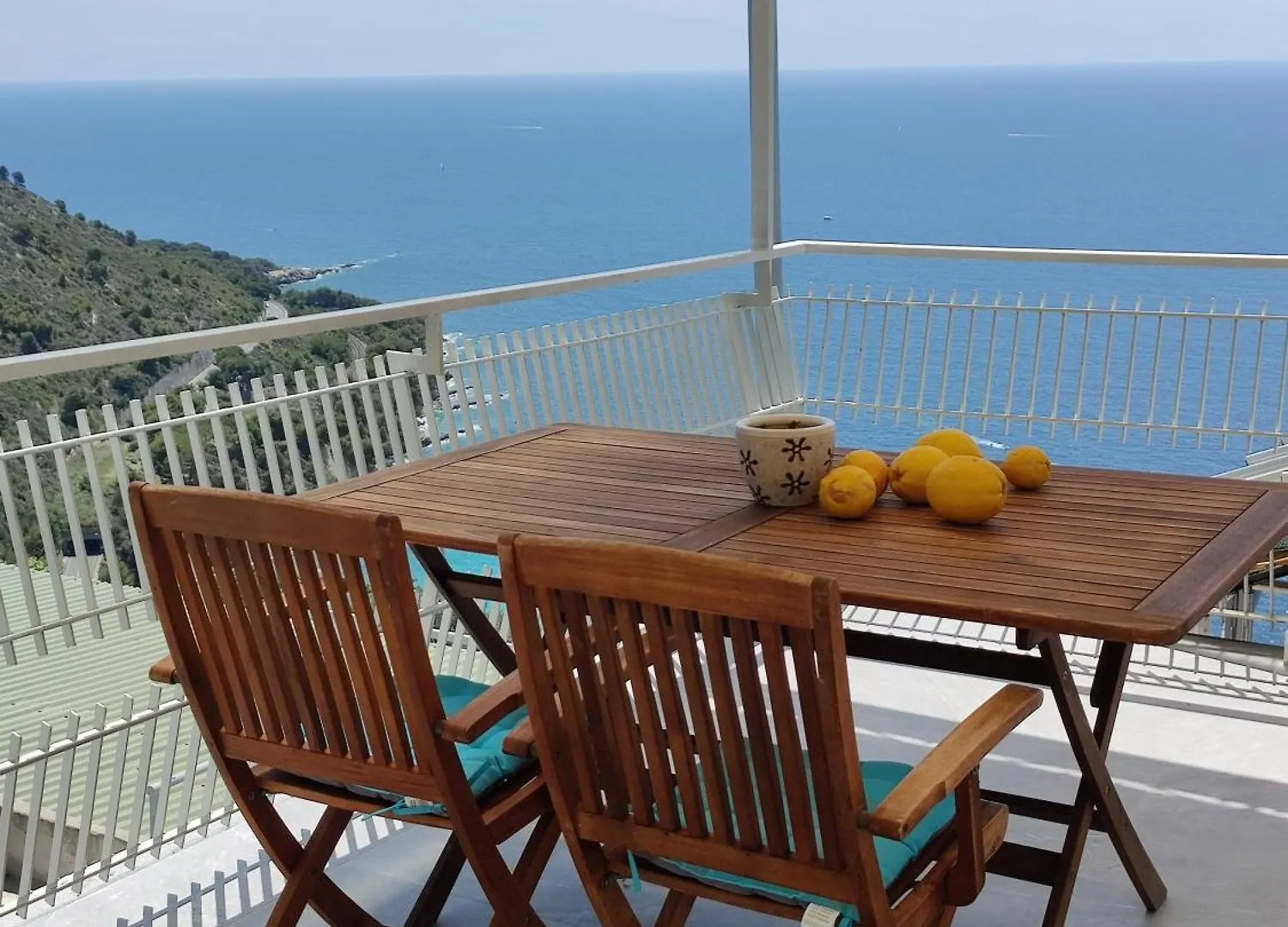 Amazing Sea Views Over The Riviera Grimaldi  Apartment
